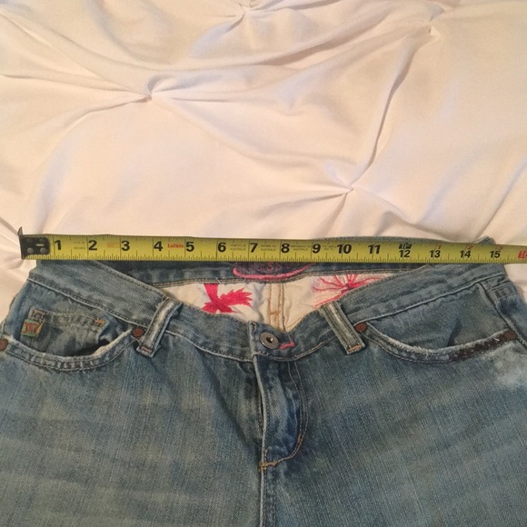 Miss Me amazing embroidered, patchwork, distressed jeans - Picture 8 of 11